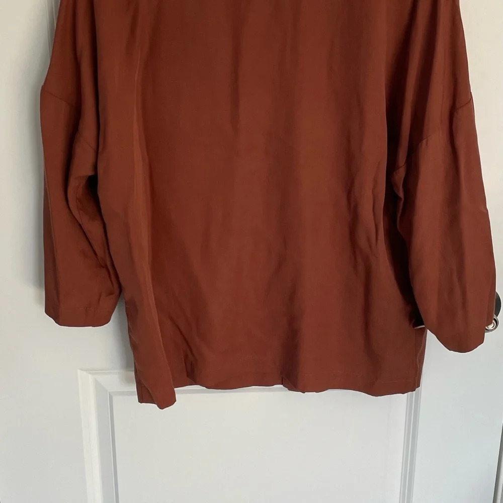Women's Rust Button-Front V-Neck Top - Picture 8 of 13